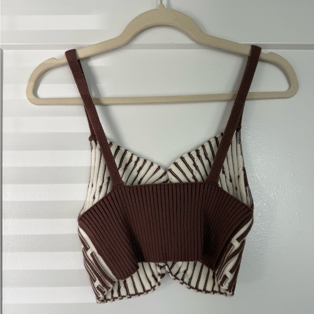 Love Shack Brown Patterned Women's Crop Top - Picture 3 of 3